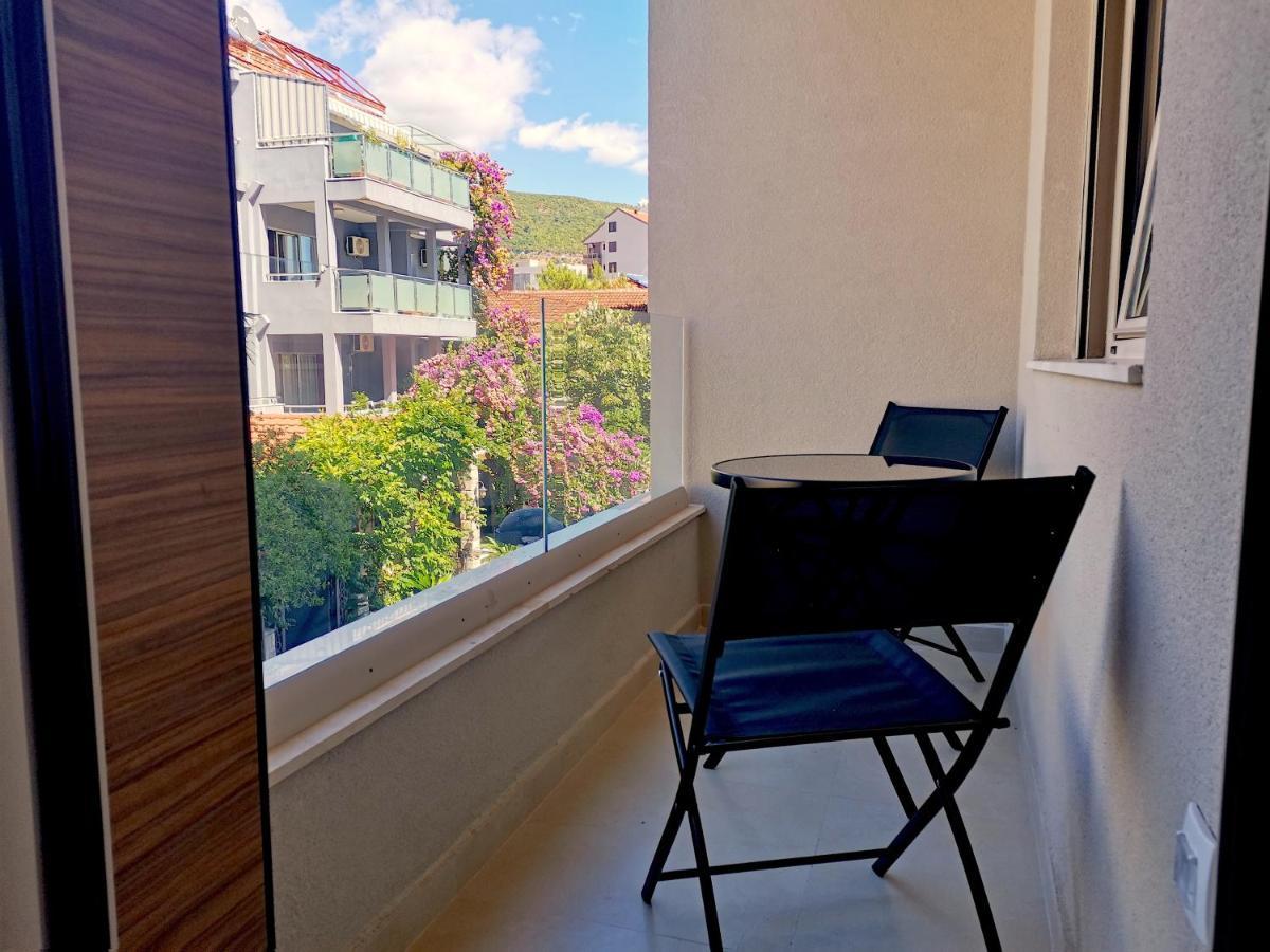 Apartments Lora Zmajeva, 7 بودفا المظهر الخارجي الصورة