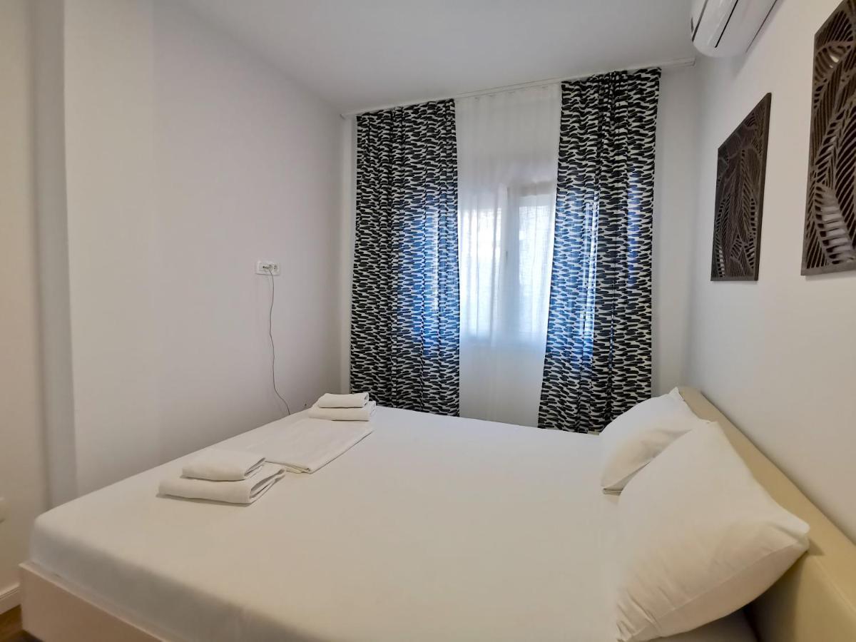 Apartments Lora Zmajeva, 7 بودفا المظهر الخارجي الصورة