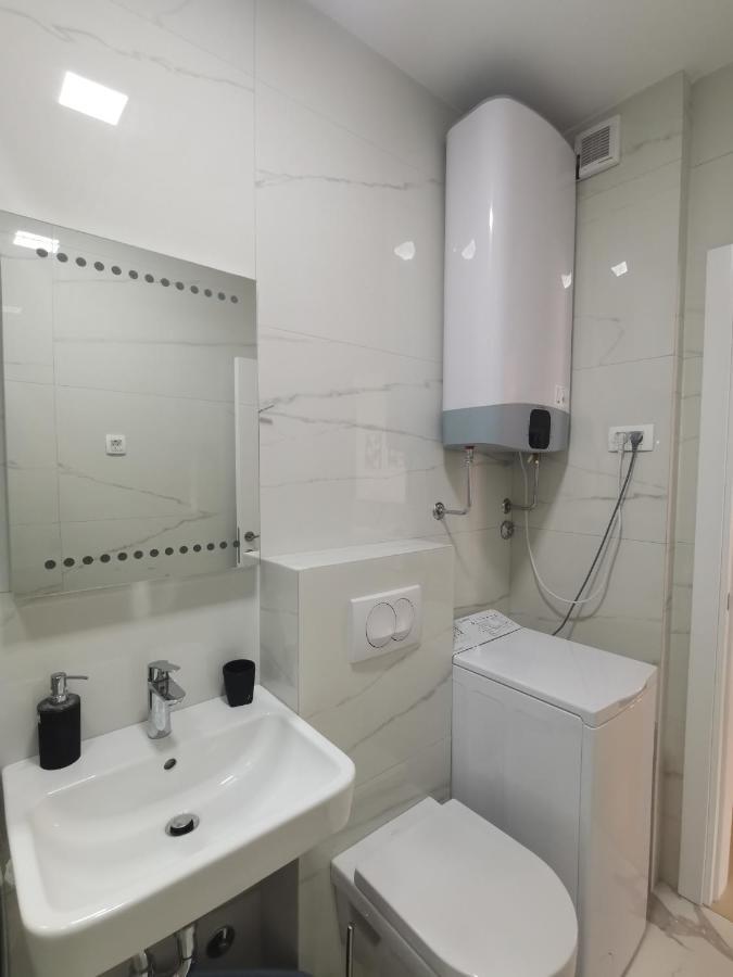 Apartments Lora Zmajeva, 7 بودفا المظهر الخارجي الصورة