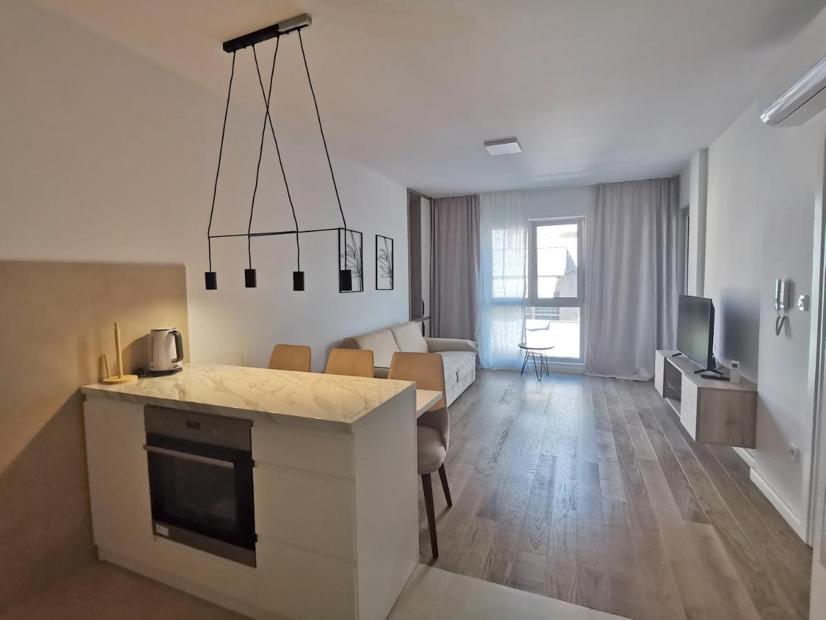 Apartments Lora Zmajeva, 7 بودفا المظهر الخارجي الصورة