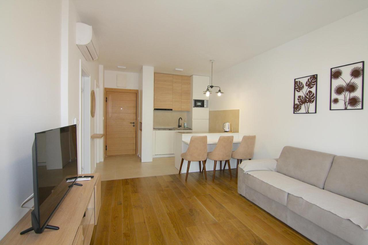 Apartments Lora Zmajeva, 7 بودفا المظهر الخارجي الصورة