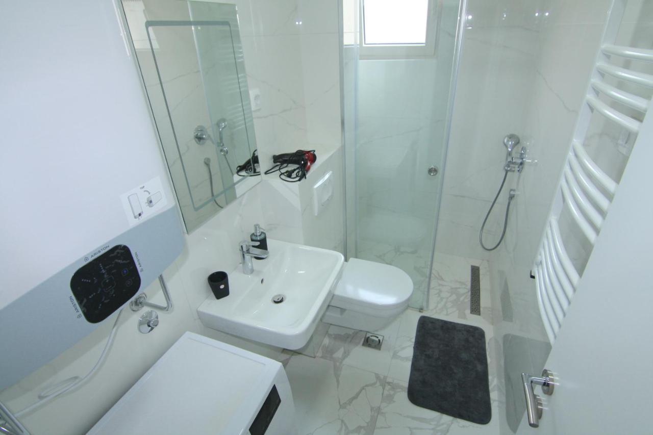 Apartments Lora Zmajeva, 7 بودفا المظهر الخارجي الصورة