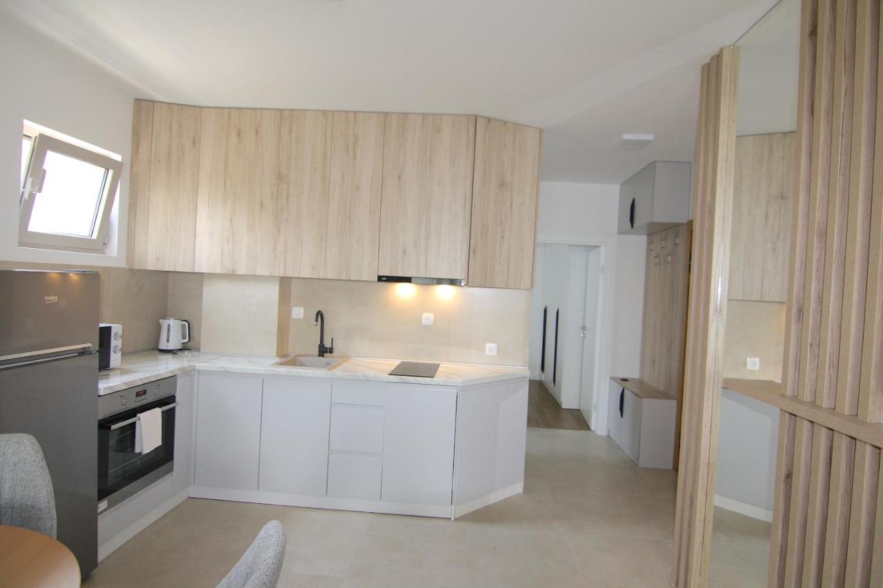Apartments Lora Zmajeva, 7 بودفا المظهر الخارجي الصورة