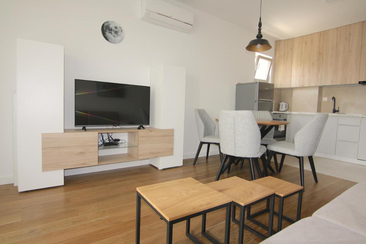 Apartments Lora Zmajeva, 7 بودفا المظهر الخارجي الصورة