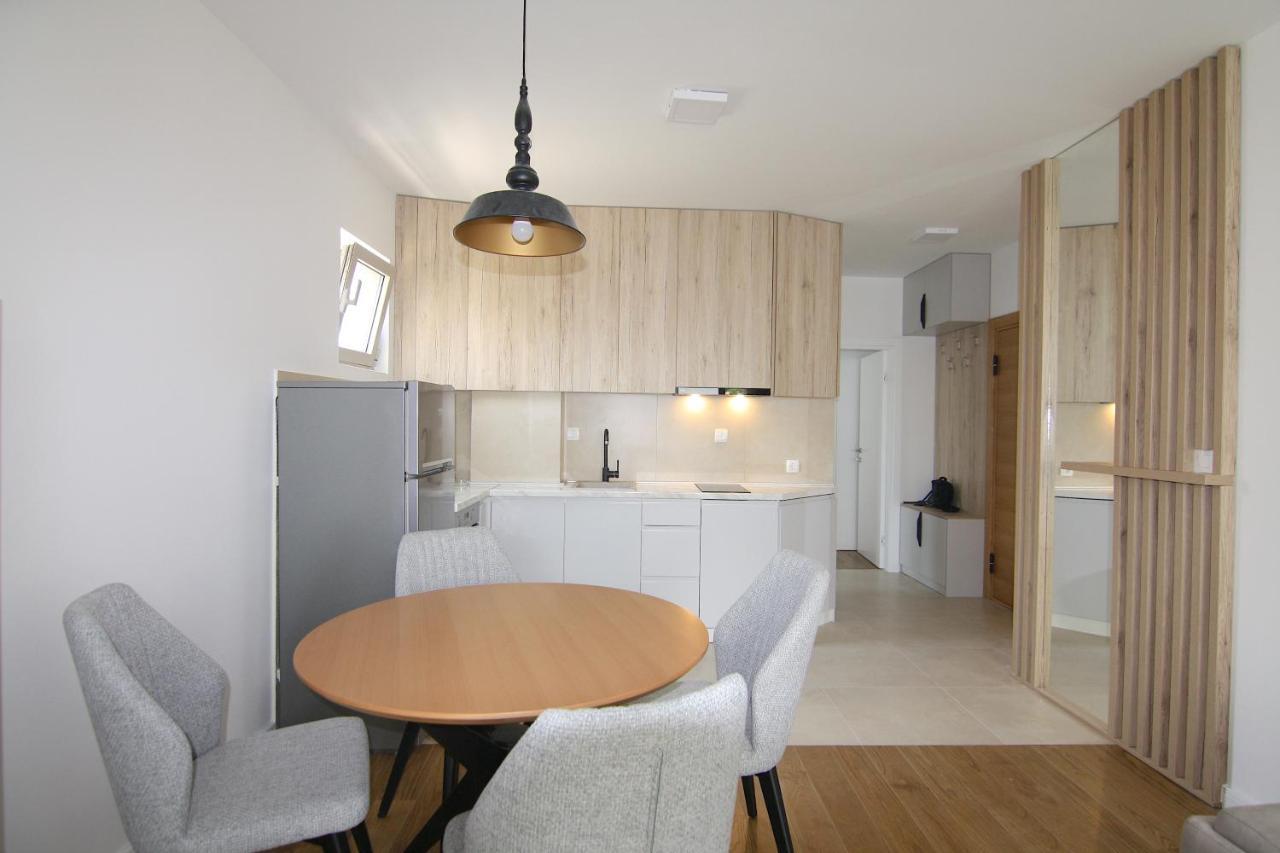 Apartments Lora Zmajeva, 7 بودفا المظهر الخارجي الصورة