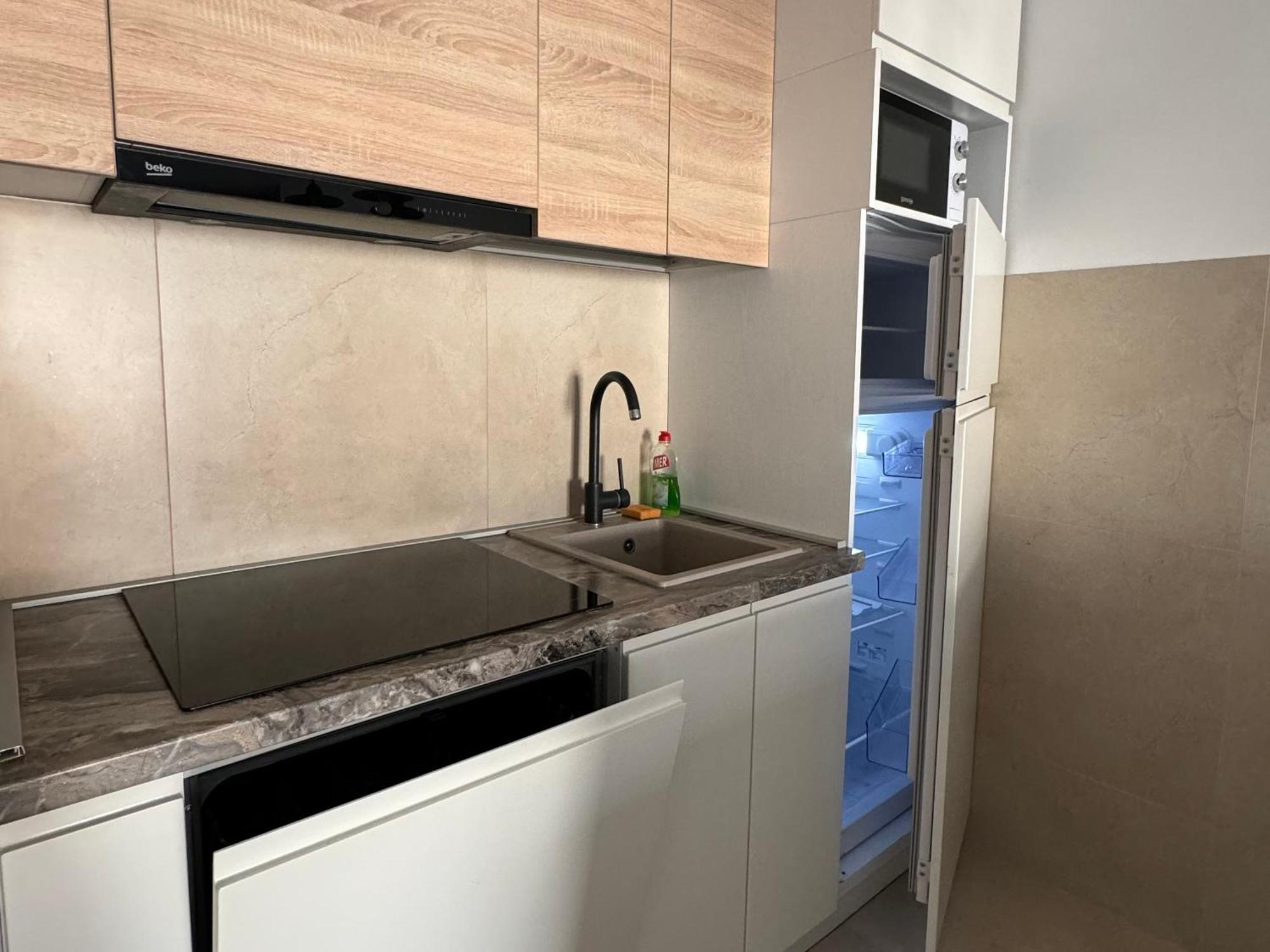 Apartments Lora Zmajeva, 7 بودفا المظهر الخارجي الصورة